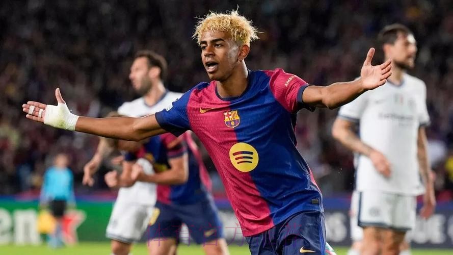 世体:亚马尔闪耀国家德比 多项数据均为全队最佳 世体:亚马尔闪耀国家德比 多项数据均为全队最佳